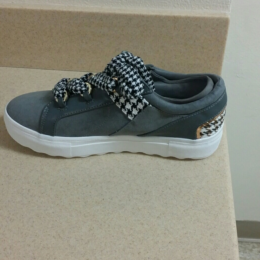 New River Island Houndstooth Sneakers